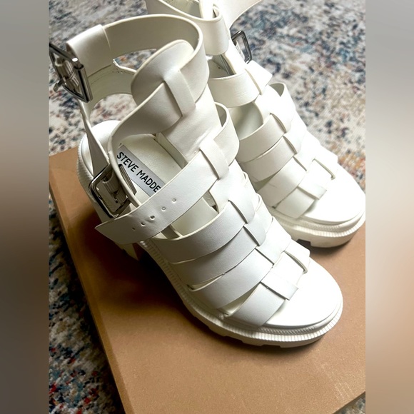 Steve Madden Cosmic Sandal - Picture 2 of 11